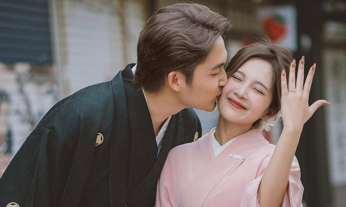 Đình Tú cầu hôn Ngọc Huyền