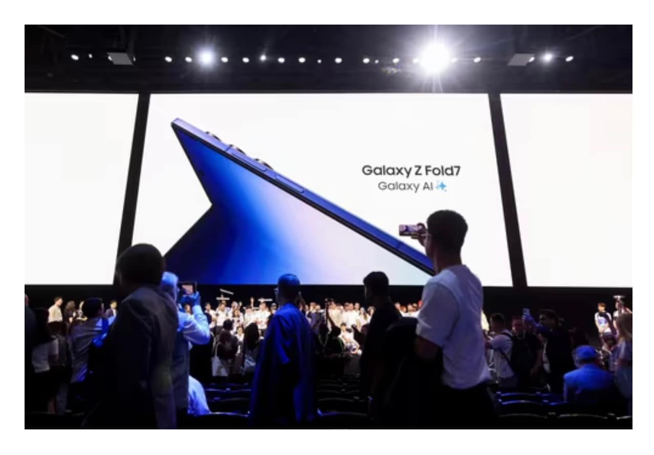📱 Samsung vẫn tiên phong điện thoại gập nhưng thiếu đột phá