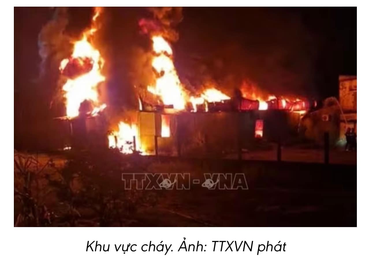🔥 Cháy xưởng sản xuất đồ nhựa ở Quảng Ngãi