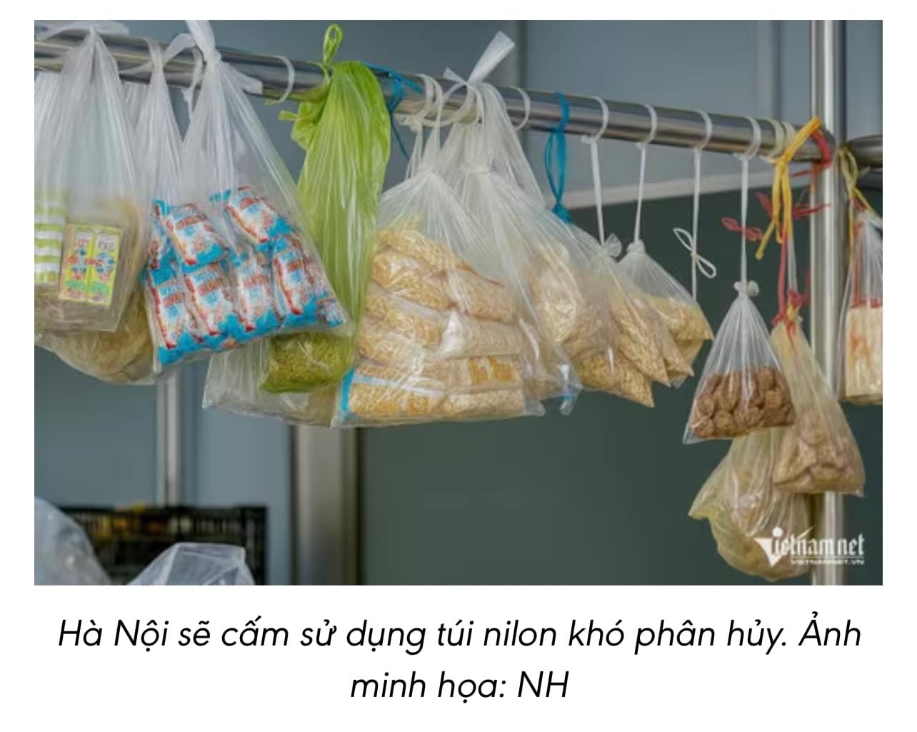 🚫 Hà Nội siết chặt nhựa, cấm túi nilon & hộp xốp từ chợ đến khách sạn