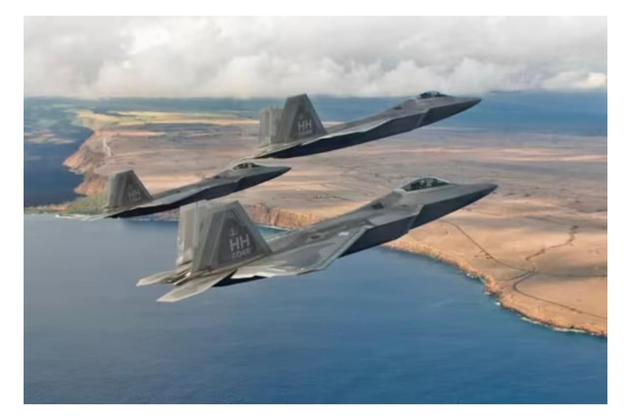 🇺🇸 Mỹ biến tiêm kích F‑22 thành “máy bay chỉ huy không chiến”